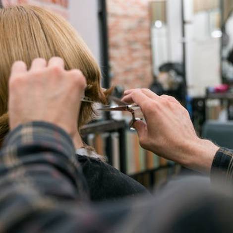 Corte feminino